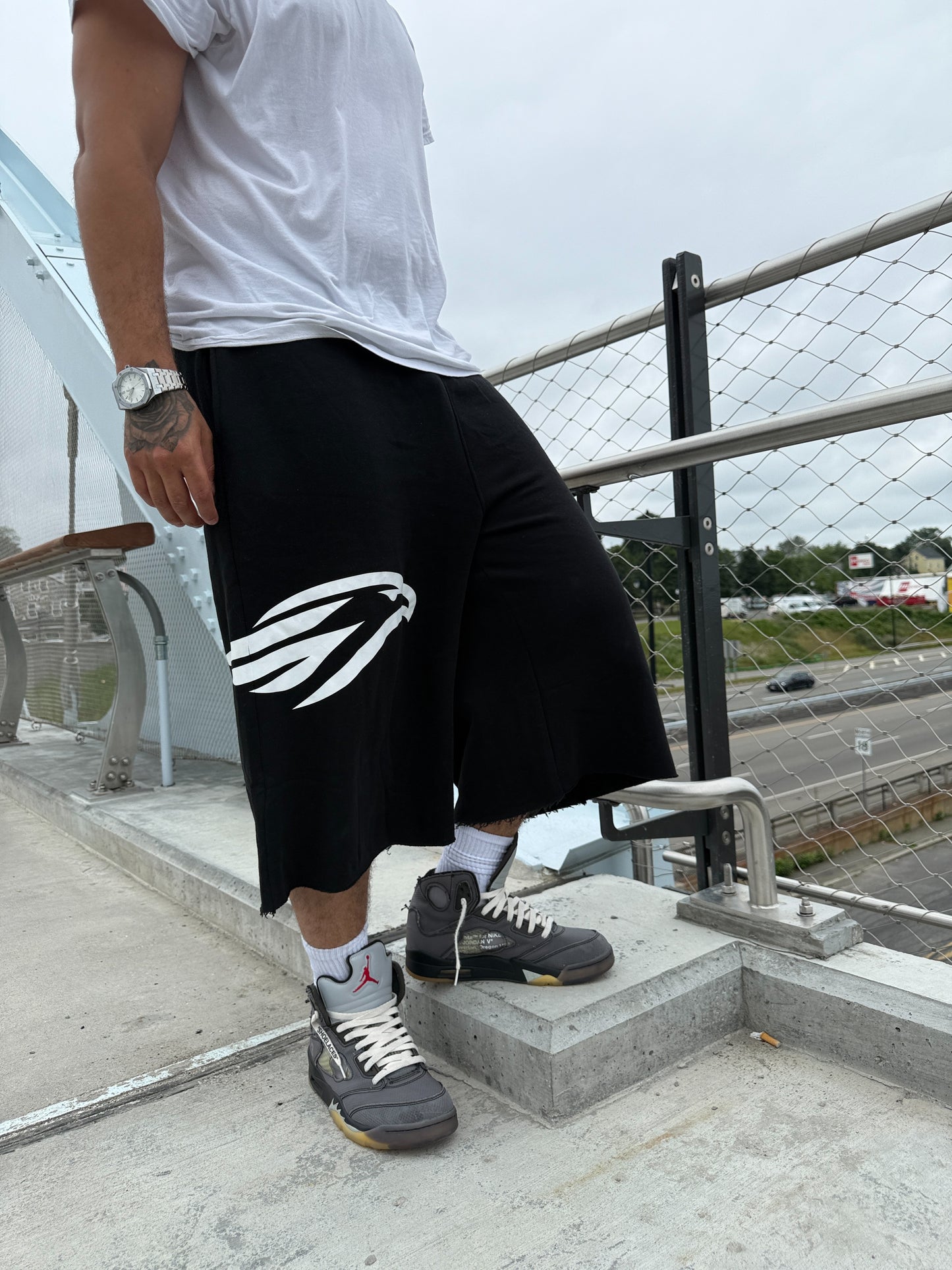 NAZARENE Black 3/4 Sweatshorts